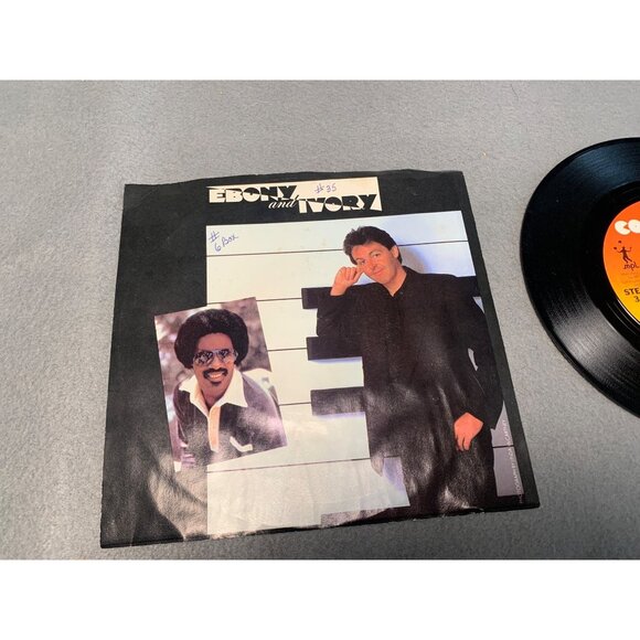 Paul McCartney & Stevie Wonder "Ebony and Ivory" 7" Vinyl Single - Picture 3 of 3